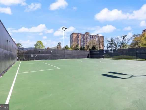 203 Yoakum Parkway 1206, Alexandria VA 22304