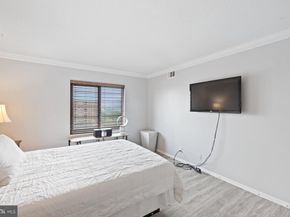 203 Yoakum Parkway 1206, Alexandria VA 22304