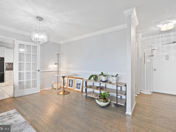203 Yoakum Parkway 1206, Alexandria VA 22304