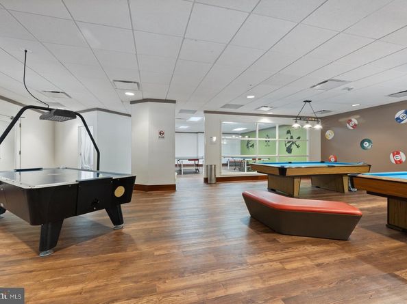 203 Yoakum Parkway 1206, Alexandria VA 22304