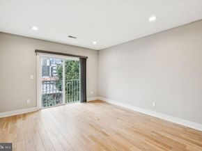 1516 Green Street, Philadelphia PA 19130