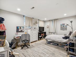 1516 Green Street, Philadelphia PA 19130