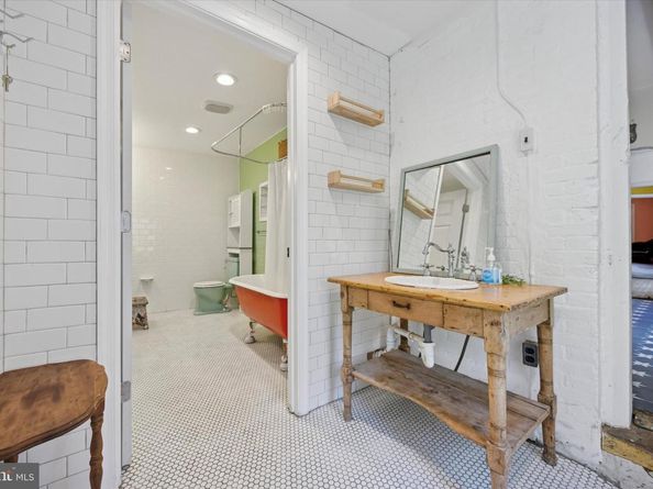 423 E High Street, Philadelphia PA 19144