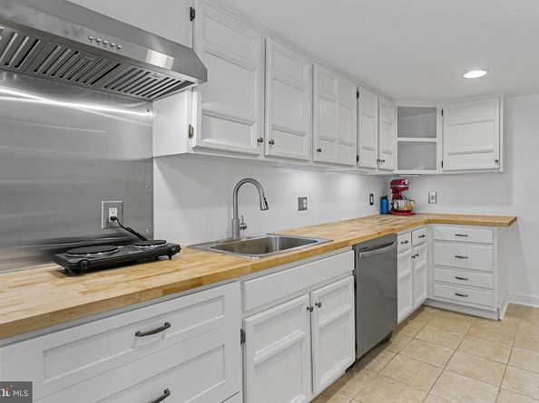 2332 19TH Street NW, Washington DC 20009