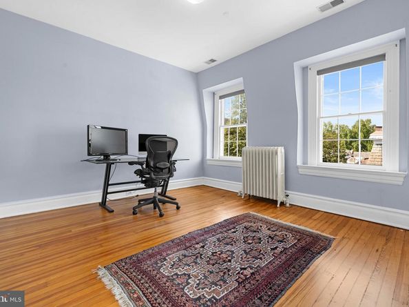 2332 19TH Street NW, Washington DC 20009