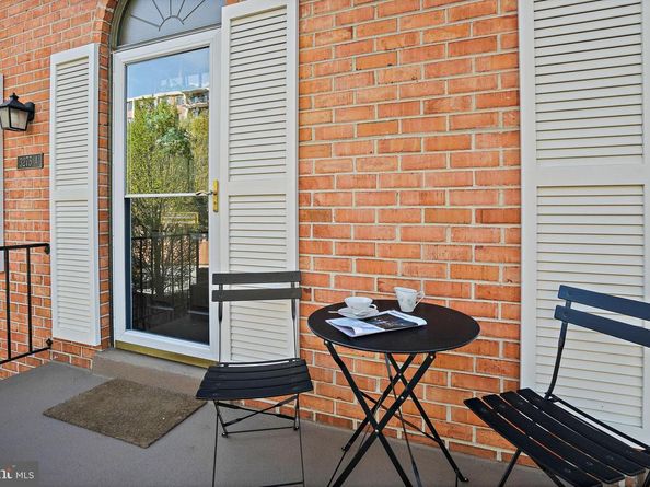 3275 Sutton Place NW A, Washington DC 20016
