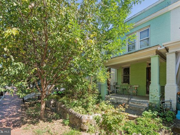 418 15TH Street SE, Washington DC 20003