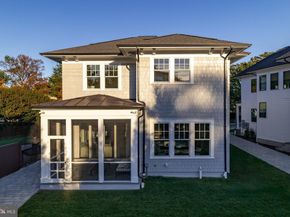 632 N Kenmore Street, Arlington VA 22201