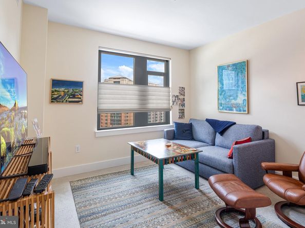 4960 Fairmont Avenue 807, Bethesda MD 20814