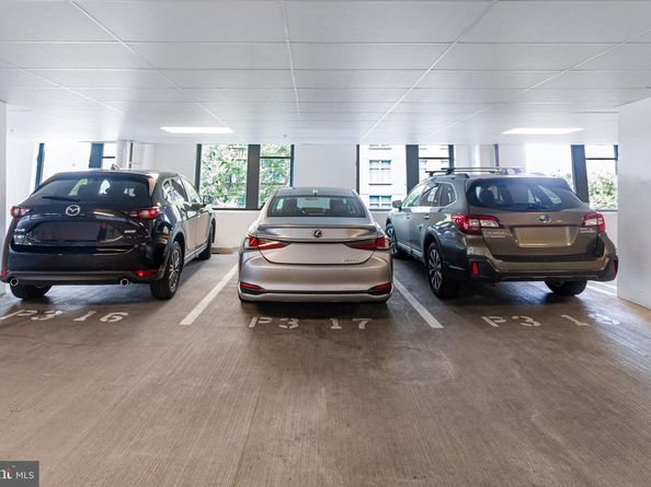 4960 Fairmont Avenue 807, Bethesda MD 20814