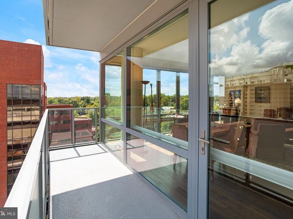 4960 Fairmont Avenue 807, Bethesda MD 20814