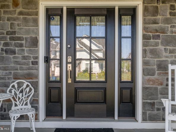 81 Lavender Drive, Yardley PA 19067