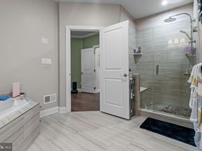 81 Lavender Drive, Yardley PA 19067