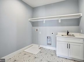 7306 Sportsman Drive, Falls Church VA 22043