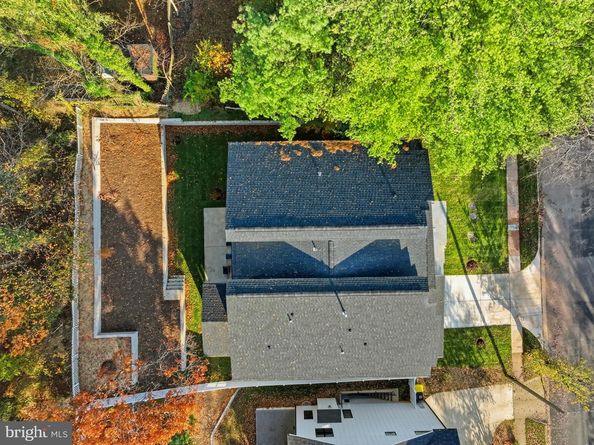 7306 Sportsman Drive, Falls Church VA 22043