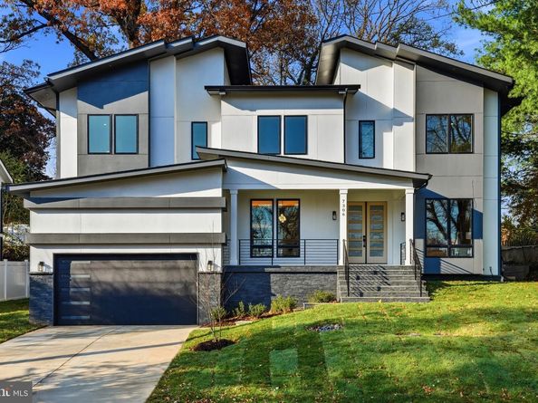 7306 Sportsman Drive, Falls Church VA 22043