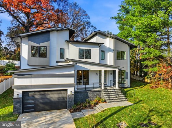 7306 Sportsman Drive, Falls Church VA 22043