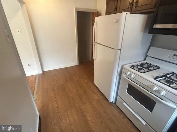 105 Academy Lane, Upper Darby PA 19082