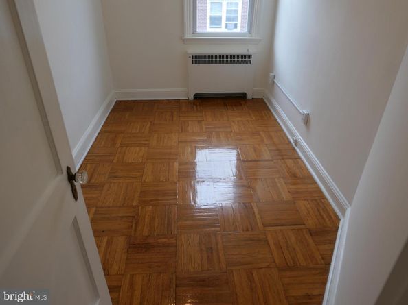 105 Academy Lane, Upper Darby PA 19082