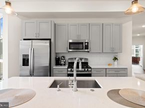 1102 N 2nd Street B, Philadelphia PA 19123