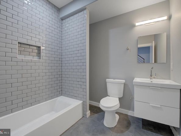 732 Daly Street, Philadelphia PA 19148