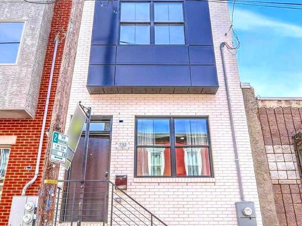 732 Daly Street, Philadelphia PA 19148