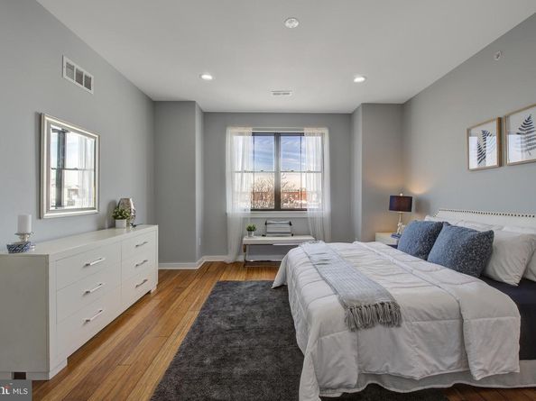 732 Daly Street, Philadelphia PA 19148