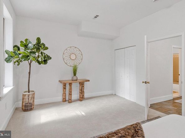 1443 East Capitol Street SE 1, Washington DC 20003