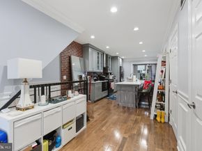 1727 S 4TH Street 1, Philadelphia PA 19148