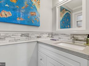 1727 S 4TH Street 1, Philadelphia PA 19148