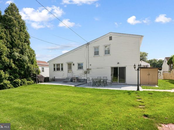 9812 Ferndale Street, Philadelphia PA 19115