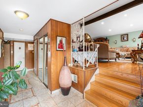 9812 Ferndale Street, Philadelphia PA 19115