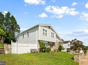 9812 Ferndale Street, Philadelphia PA 19115
