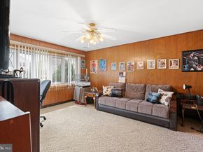 9812 Ferndale Street, Philadelphia PA 19115