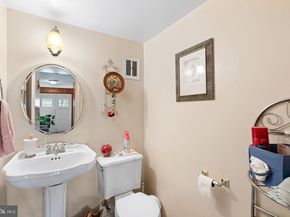 9812 Ferndale Street, Philadelphia PA 19115