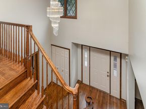 1504 Wynnemoor Way, Fort Washington PA 19034