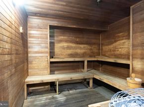 1530 Key Boulevard 327, Arlington VA 22209