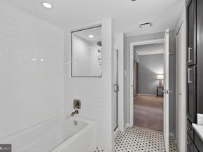 1530 Key Boulevard 327, Arlington VA 22209