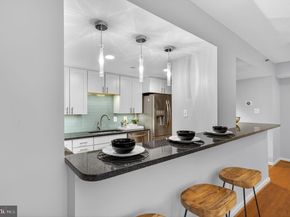 1530 Key Boulevard 327, Arlington VA 22209