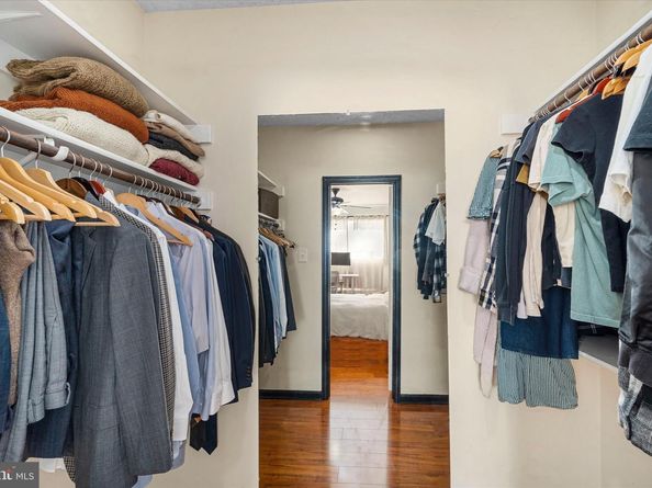 275 S Pickett Street 102, Alexandria VA 22304