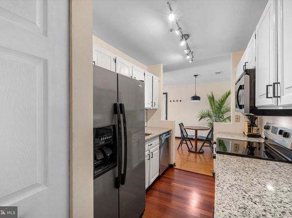 275 S Pickett Street 102, Alexandria VA 22304