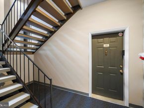 275 S Pickett Street 102, Alexandria VA 22304