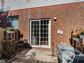 275 S Pickett Street 102, Alexandria VA 22304