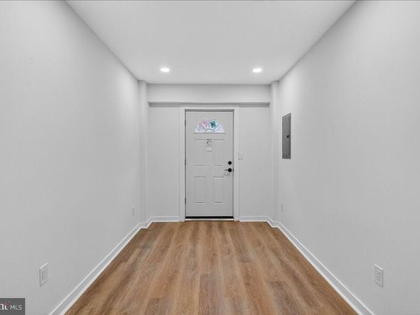 6737 N Smedley Street, Philadelphia PA 19126