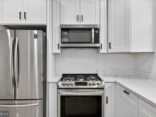 6737 N Smedley Street, Philadelphia PA 19126