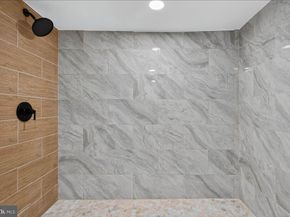 6737 N Smedley Street, Philadelphia PA 19126