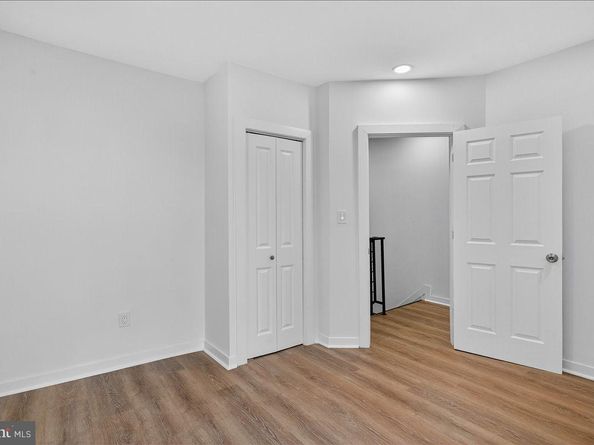 6737 N Smedley Street, Philadelphia PA 19126