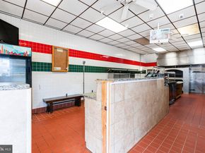 6452 Lansdowne Avenue, Philadelphia PA 19151