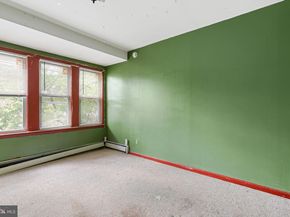 6452 Lansdowne Avenue, Philadelphia PA 19151