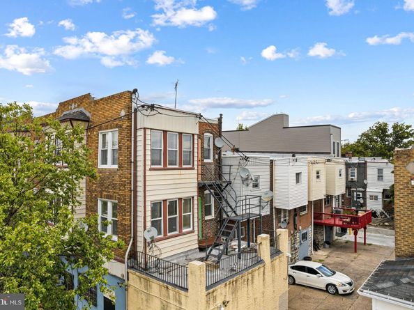 6452 Lansdowne Avenue, Philadelphia PA 19151